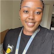 Engagierte Englisch-Tutorin mit Erfahrung im Einzelunterricht und Leidenschaft für Sprachen